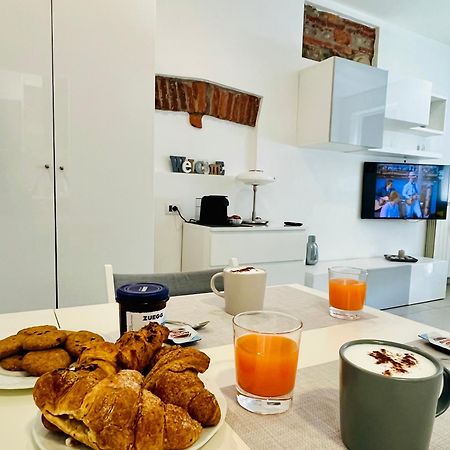 Beddy & Breakfast 2 - Il Cortino Appartement Cesano Maderno Buitenkant foto