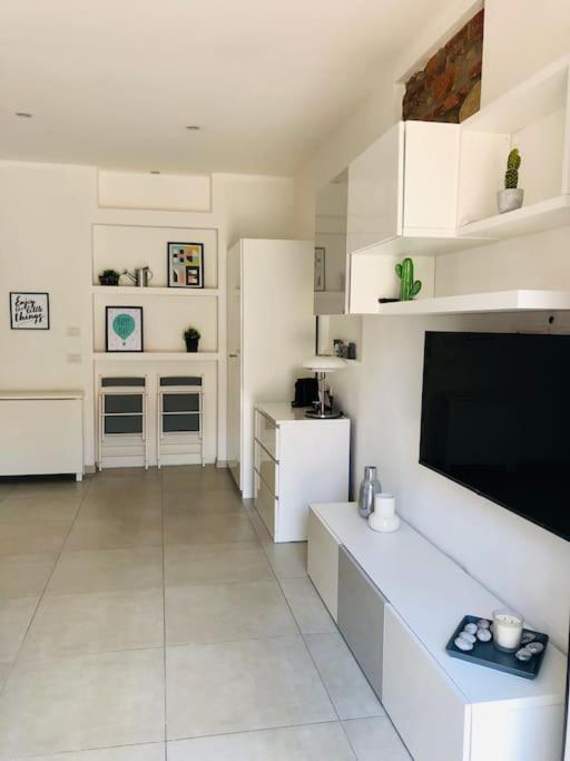 Beddy & Breakfast 2 - Il Cortino Appartement Cesano Maderno Buitenkant foto
