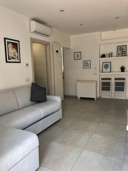 Beddy & Breakfast 2 - Il Cortino Appartement Cesano Maderno Buitenkant foto