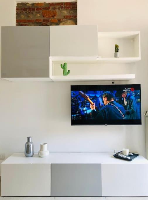 Beddy & Breakfast 2 - Il Cortino Appartement Cesano Maderno Buitenkant foto
